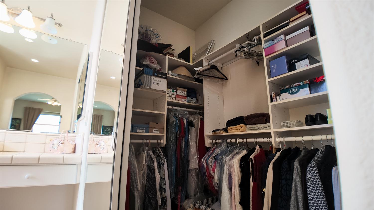 Detail Gallery Image 25 of 58 For 3912 Oak Shores Dr, Stockton,  CA 95209 - 4 Beds | 2/1 Baths