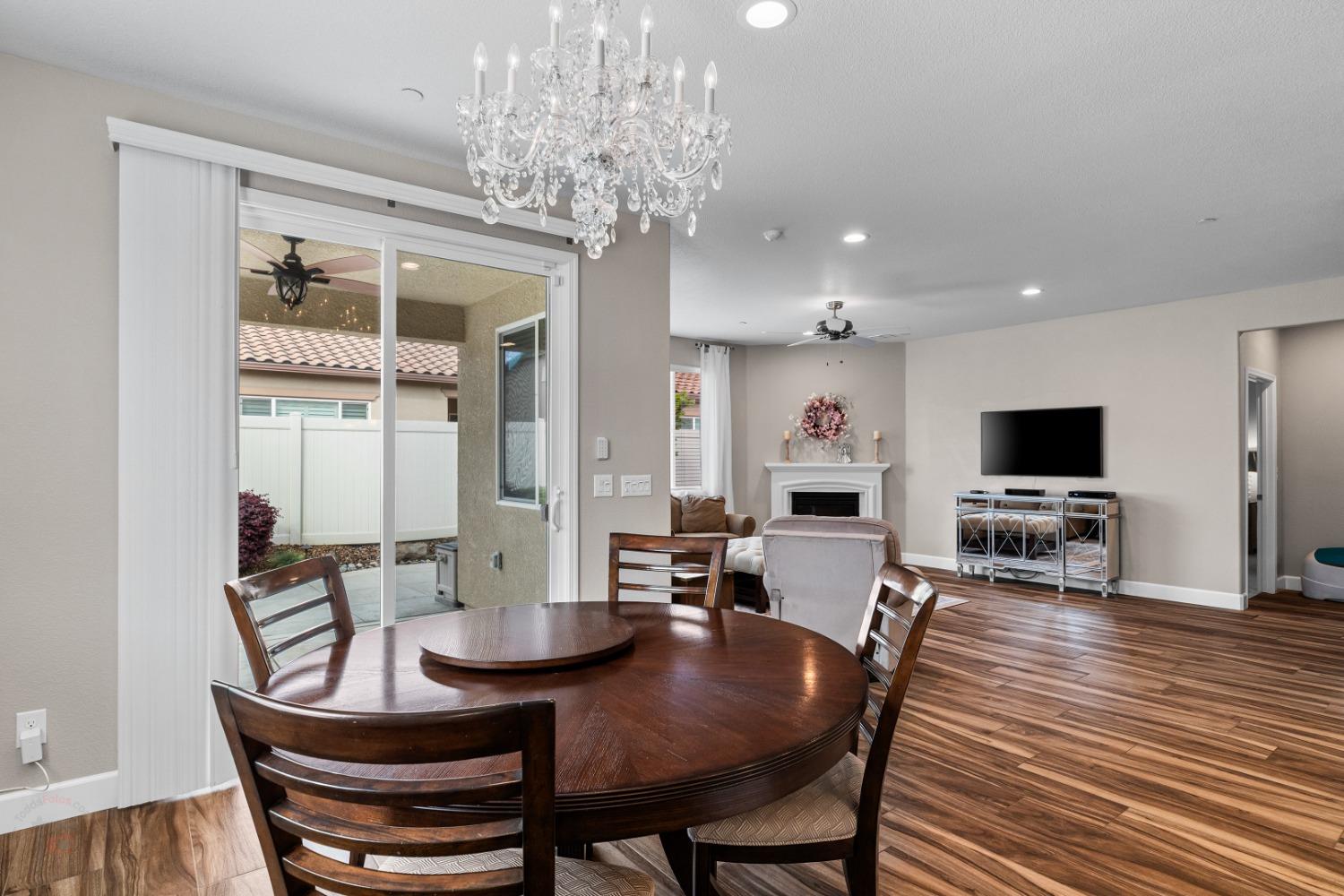 Detail Gallery Image 21 of 88 For 1324 Chestnut Hill Dr, Manteca,  CA 95336 - 3 Beds | 2 Baths