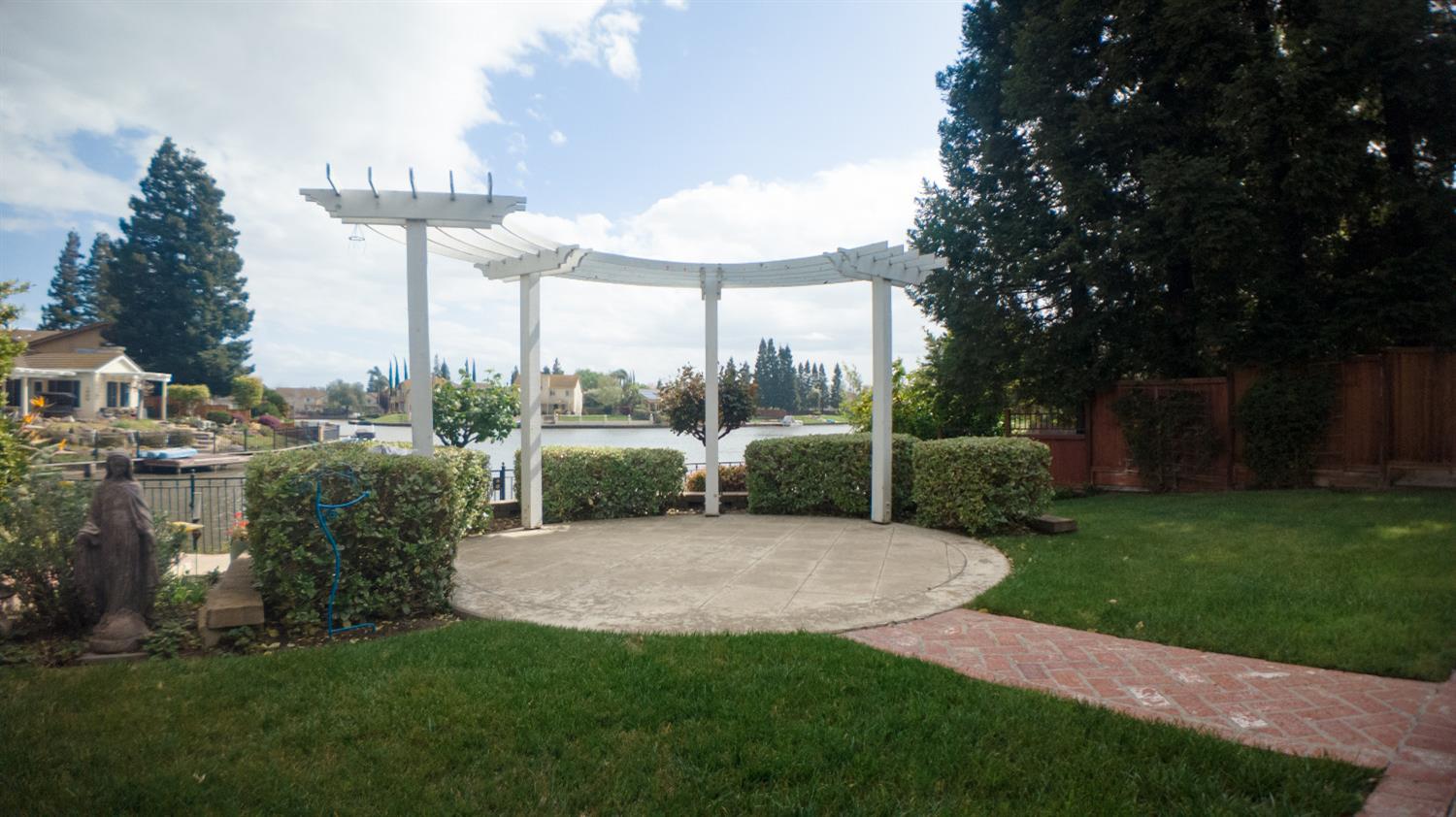 Detail Gallery Image 52 of 58 For 3912 Oak Shores Dr, Stockton,  CA 95209 - 4 Beds | 2/1 Baths