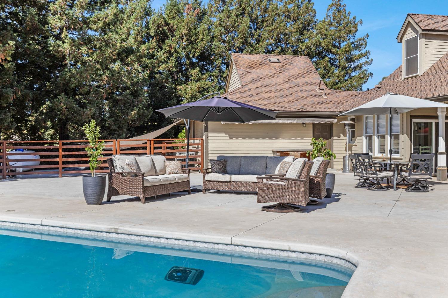 Detail Gallery Image 64 of 97 For 8724 N Oaks Dr, Oakdale,  CA 95361 - 5 Beds | 4 Baths
