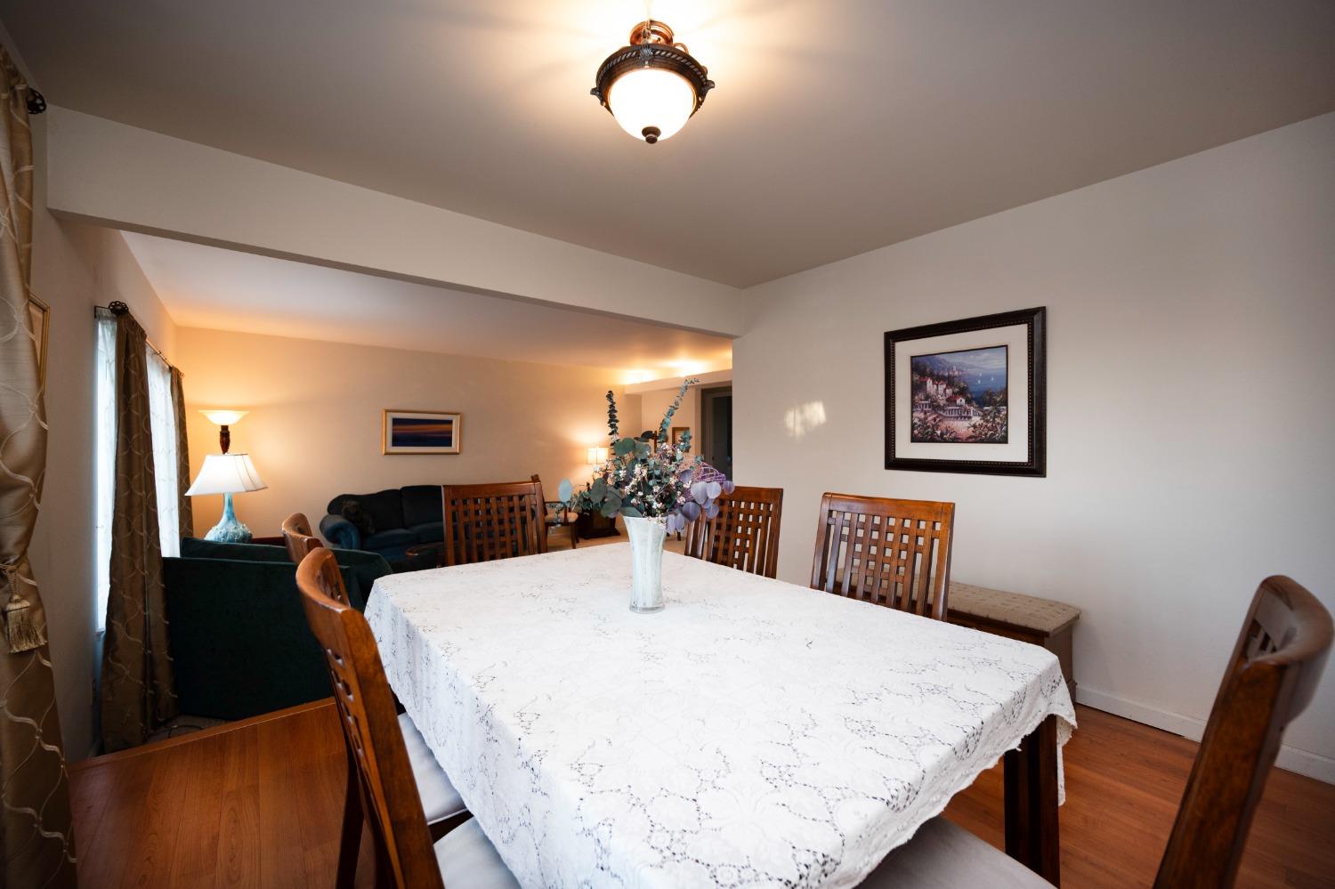 Detail Gallery Image 16 of 75 For 3439 Del Mesa Ct, Sacramento,  CA 95821 - 3 Beds | 2/1 Baths