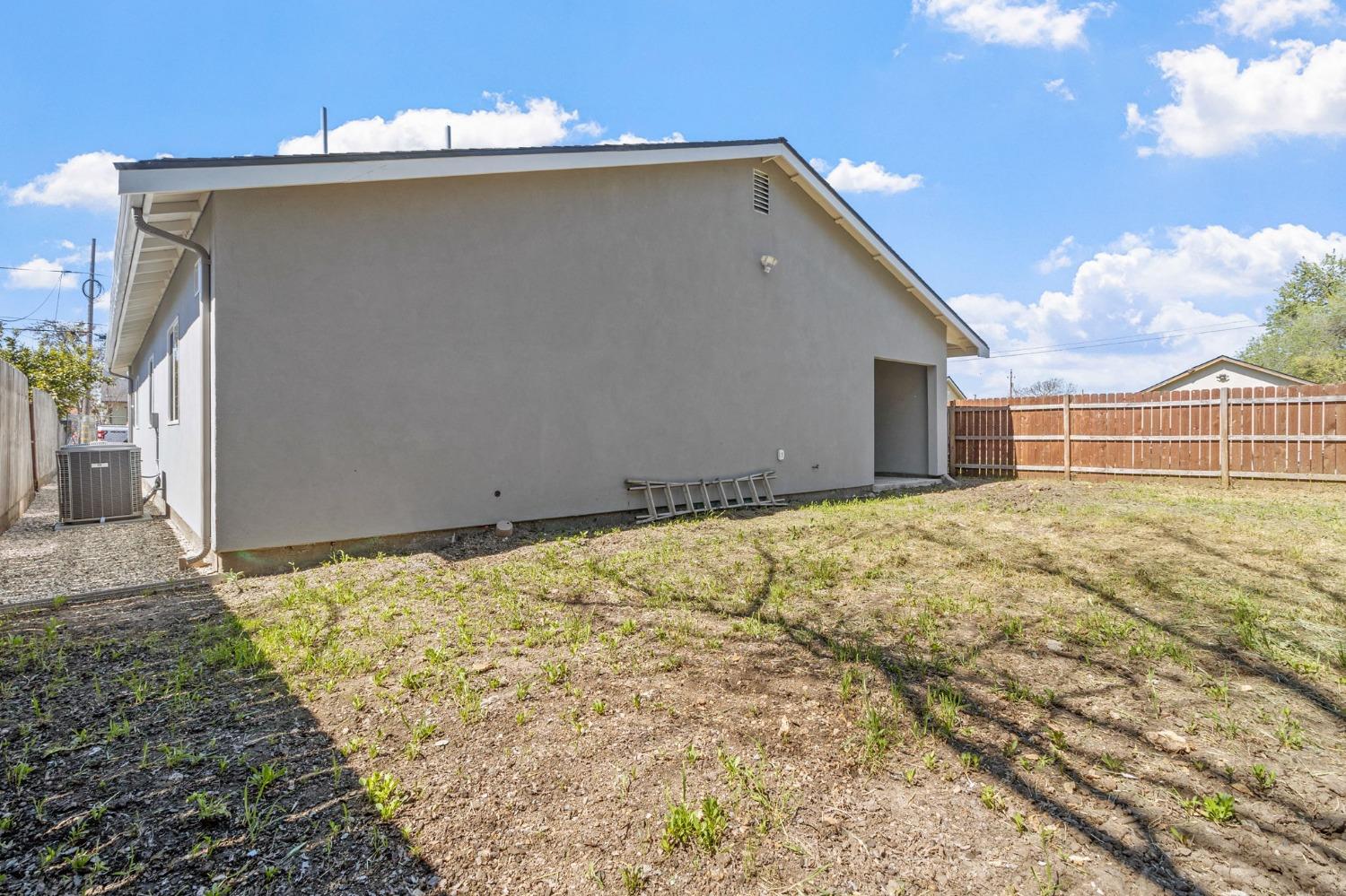 Detail Gallery Image 20 of 22 For 1444 Chronicle Ave, Stockton,  CA 95205 - 4 Beds | 2 Baths