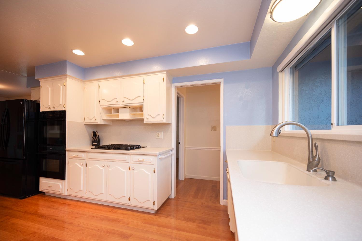 Detail Gallery Image 29 of 75 For 3439 Del Mesa Ct, Sacramento,  CA 95821 - 3 Beds | 2/1 Baths
