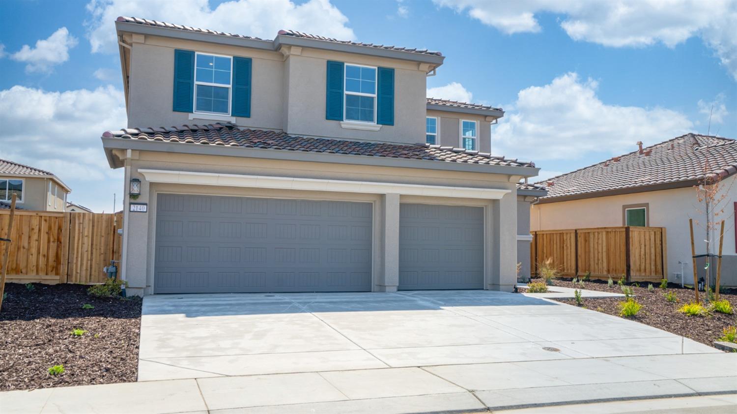 Detail Gallery Image 3 of 51 For 2140 Vermentino St, Manteca,  CA 95337 - 5 Beds | 3 Baths