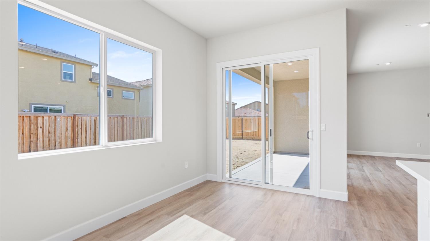 Detail Gallery Image 24 of 37 For 2114 Geneva Way, Manteca,  CA 95337 - 3 Beds | 2/1 Baths