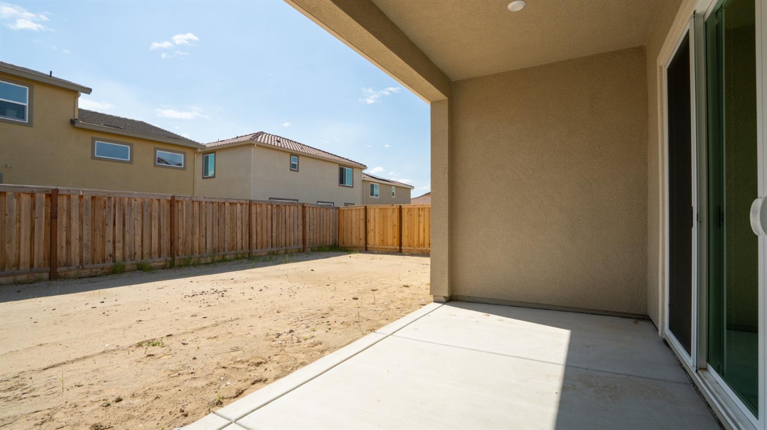 Detail Gallery Image 33 of 37 For 2114 Geneva Way, Manteca,  CA 95337 - 3 Beds | 2/1 Baths