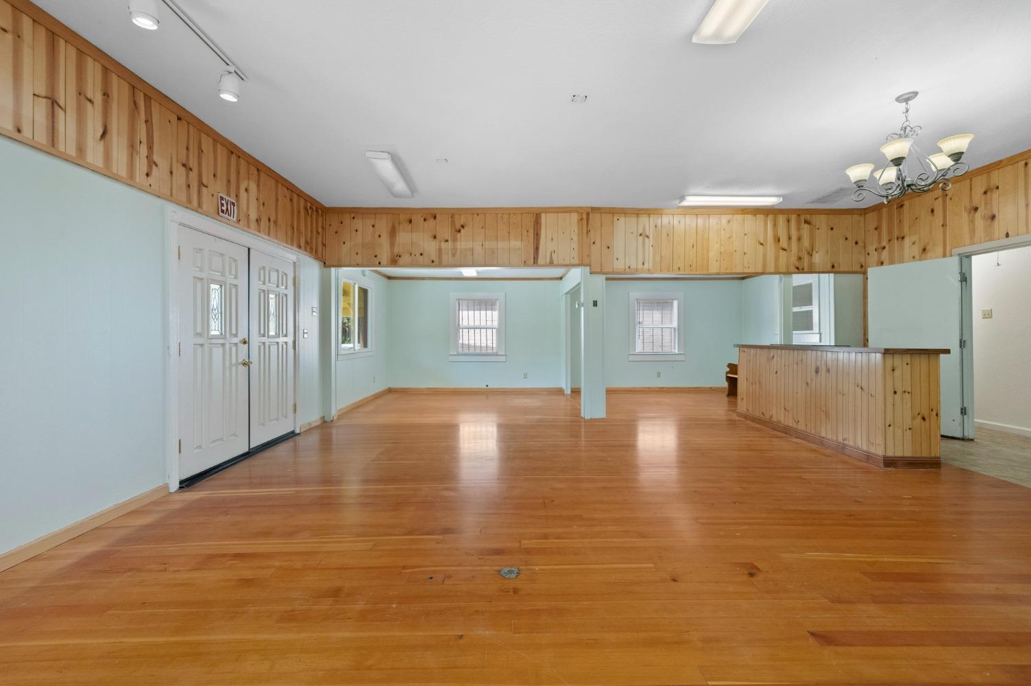 Detail Gallery Image 9 of 25 For 1137 Highway 4, Arnold,  CA 95223 - – Beds | – Baths