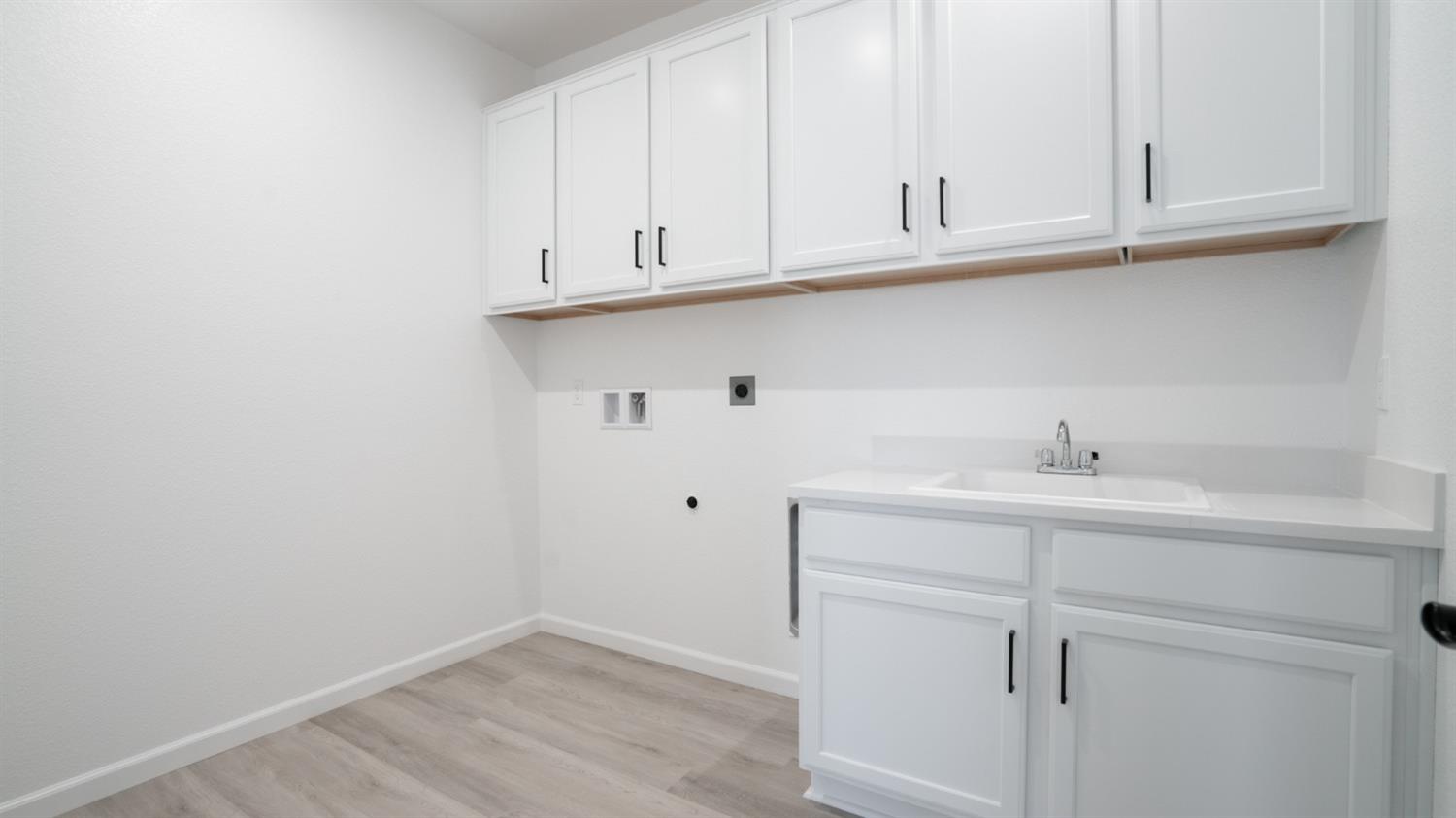 Detail Gallery Image 21 of 33 For 1014 Fiano Pl, Manteca,  CA 95337 - 3 Beds | 2 Baths