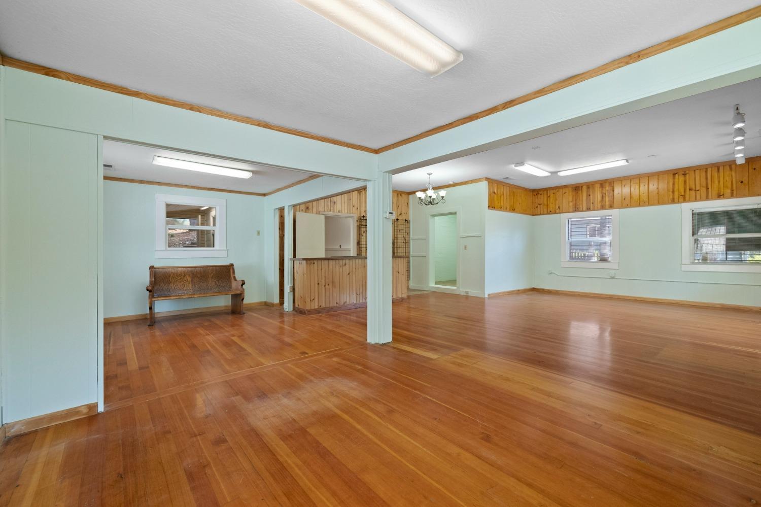 Detail Gallery Image 8 of 25 For 1137 Highway 4, Arnold,  CA 95223 - – Beds | – Baths