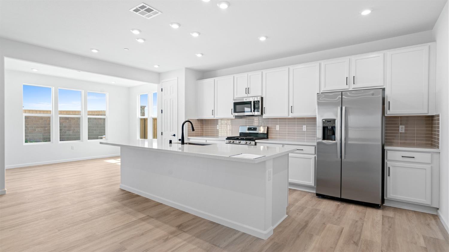 Detail Gallery Image 15 of 33 For 1014 Fiano Pl, Manteca,  CA 95337 - 3 Beds | 2 Baths