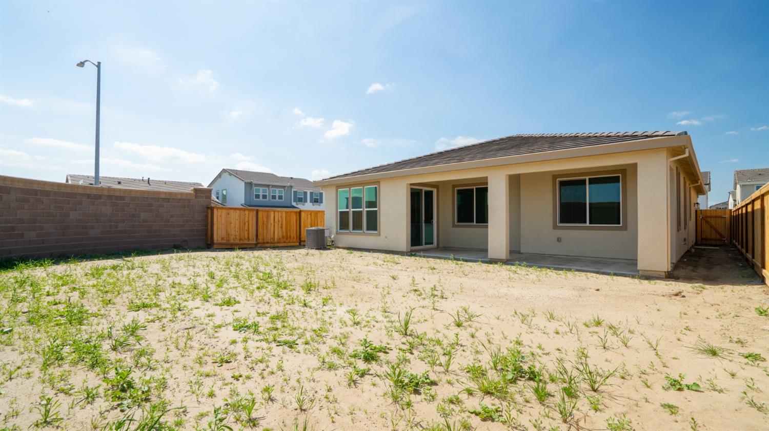 Detail Gallery Image 31 of 33 For 1014 Fiano Pl, Manteca,  CA 95337 - 3 Beds | 2 Baths