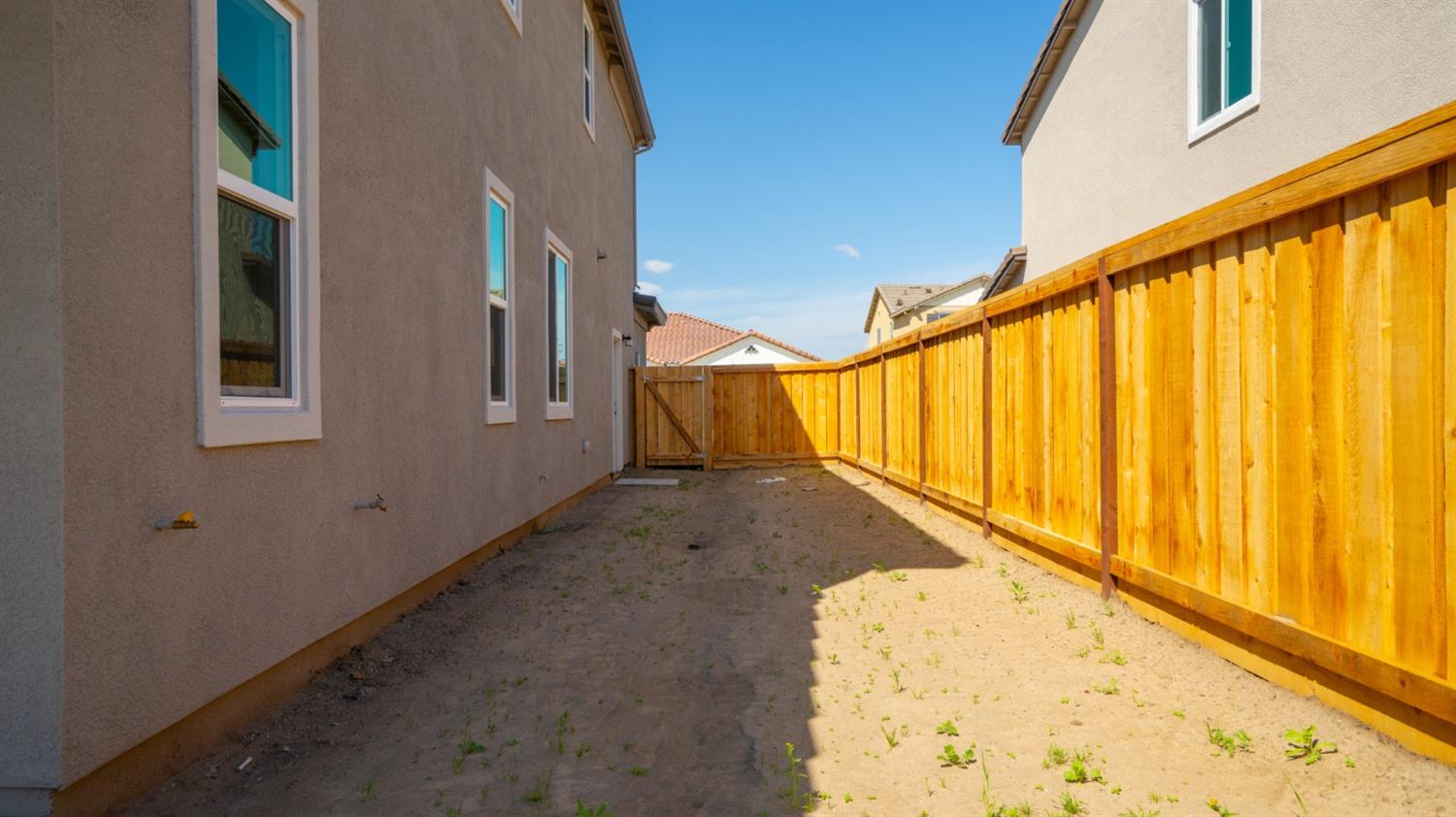 Detail Gallery Image 47 of 51 For 2140 Vermentino St, Manteca,  CA 95337 - 5 Beds | 3 Baths