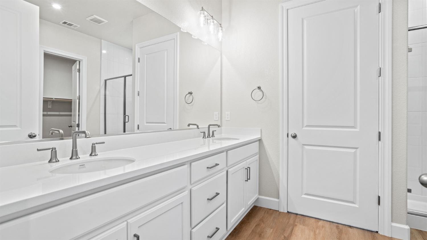 Detail Gallery Image 27 of 37 For 2114 Geneva Way, Manteca,  CA 95337 - 3 Beds | 2/1 Baths