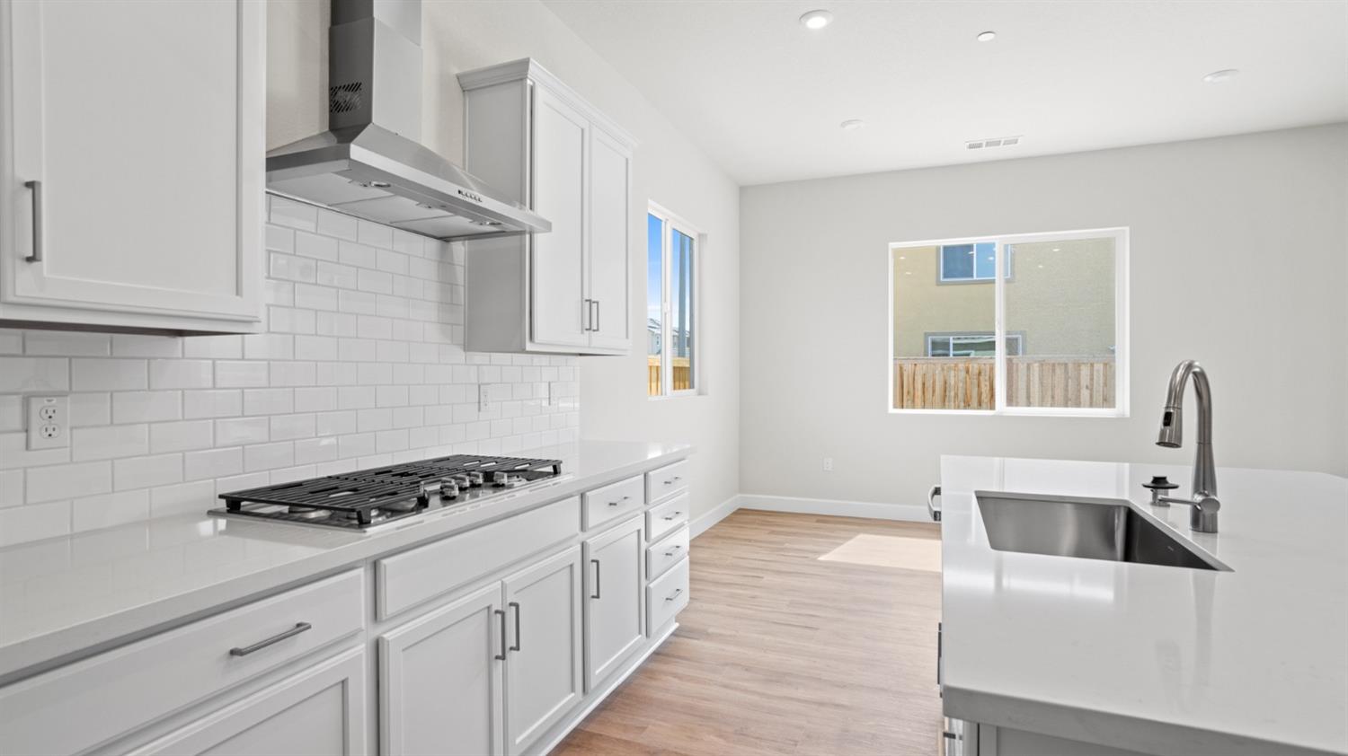 Detail Gallery Image 21 of 37 For 2114 Geneva Way, Manteca,  CA 95337 - 3 Beds | 2/1 Baths