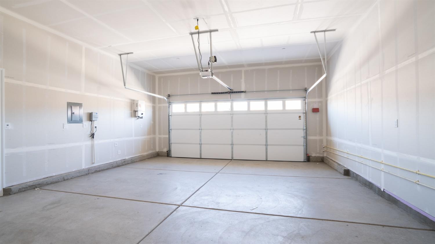 Detail Gallery Image 32 of 37 For 2114 Geneva Way, Manteca,  CA 95337 - 3 Beds | 2/1 Baths