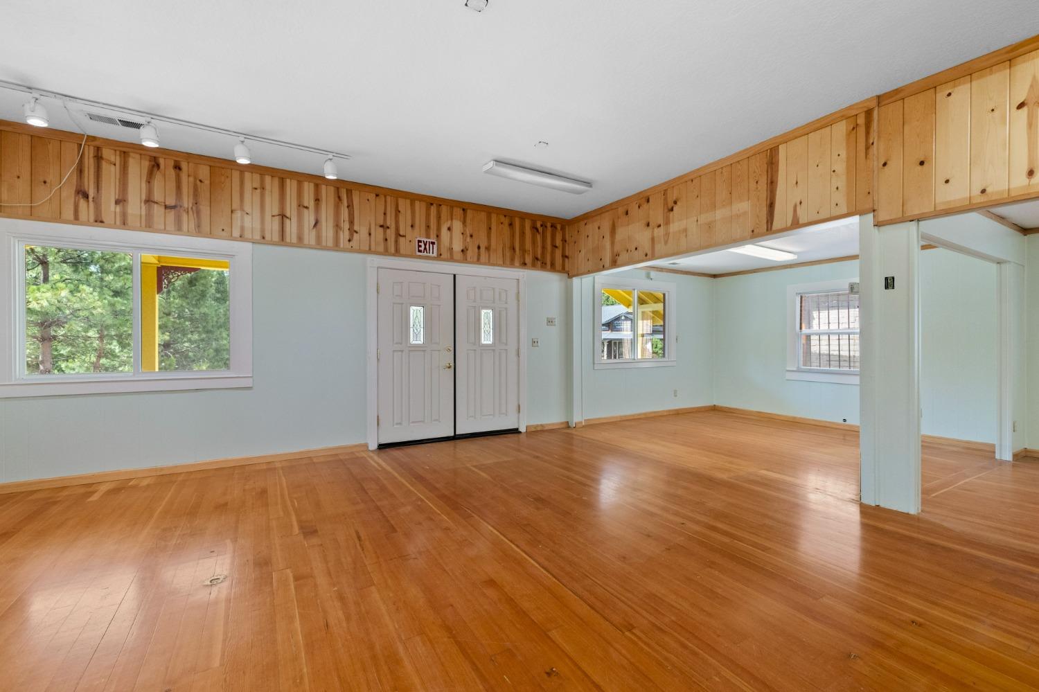 Detail Gallery Image 6 of 25 For 1137 Highway 4, Arnold,  CA 95223 - – Beds | – Baths