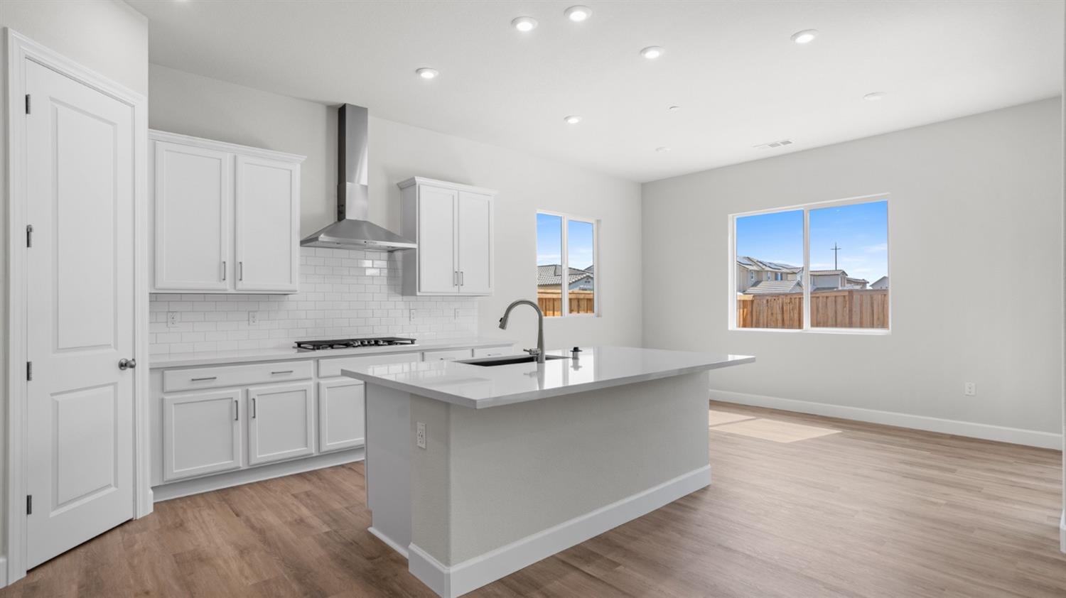 Detail Gallery Image 20 of 37 For 2114 Geneva Way, Manteca,  CA 95337 - 3 Beds | 2/1 Baths