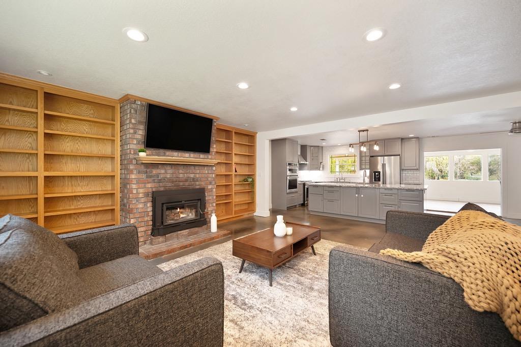 Detail Gallery Image 17 of 71 For 914 Orchard Ct, Pilot Hill,  CA 95664 - 4 Beds | 2 Baths