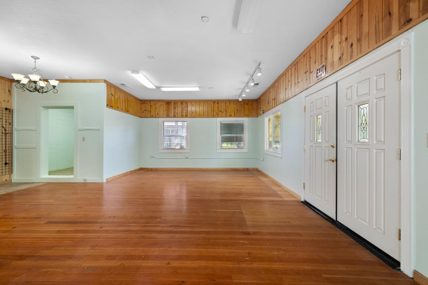 Detail Gallery Image 7 of 25 For 1137 Highway 4, Arnold,  CA 95223 - – Beds | – Baths