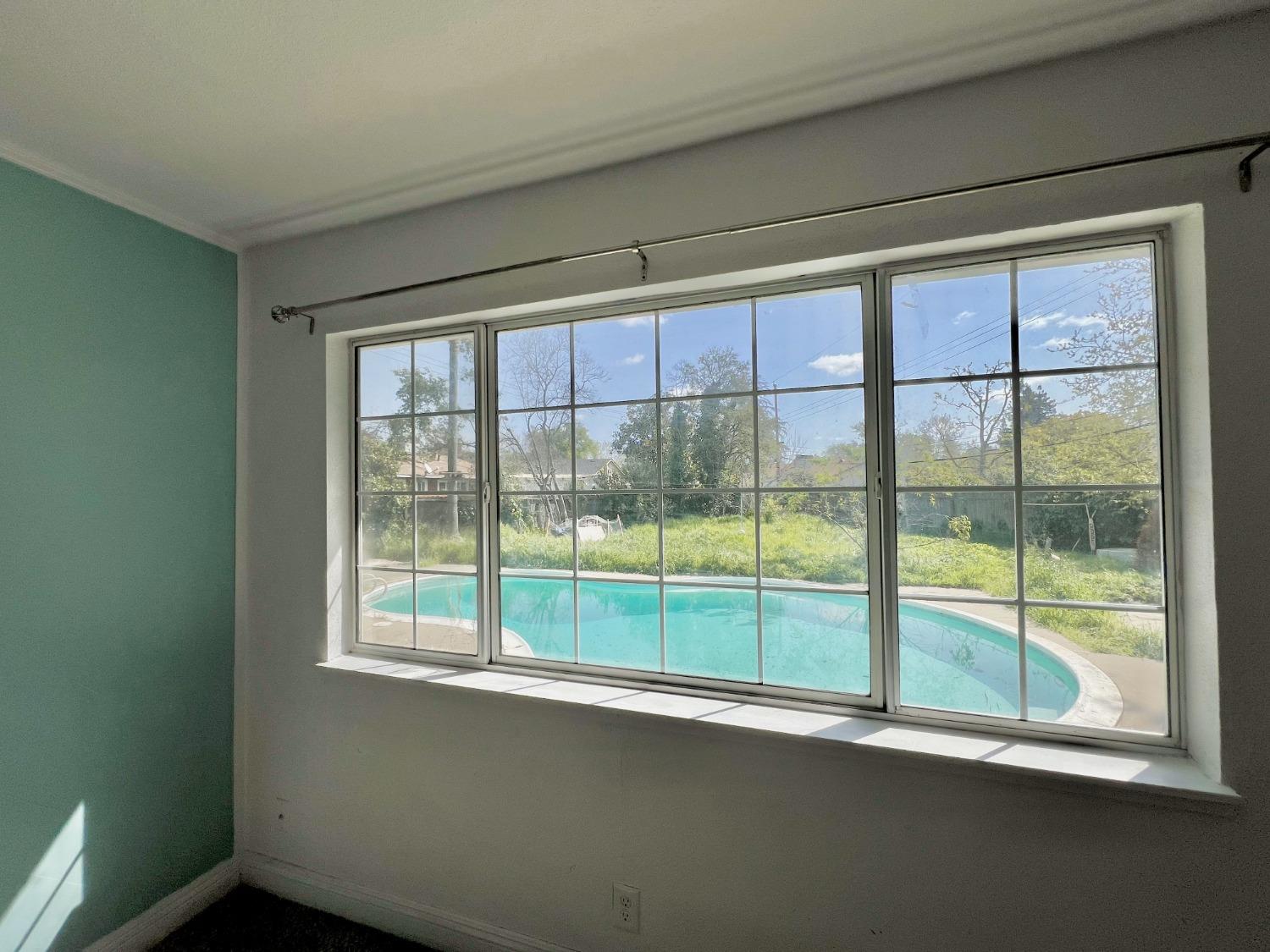 Detail Gallery Image 15 of 21 For 3118 Eastern Ave, Sacramento,  CA 95821 - 3 Beds | 3 Baths