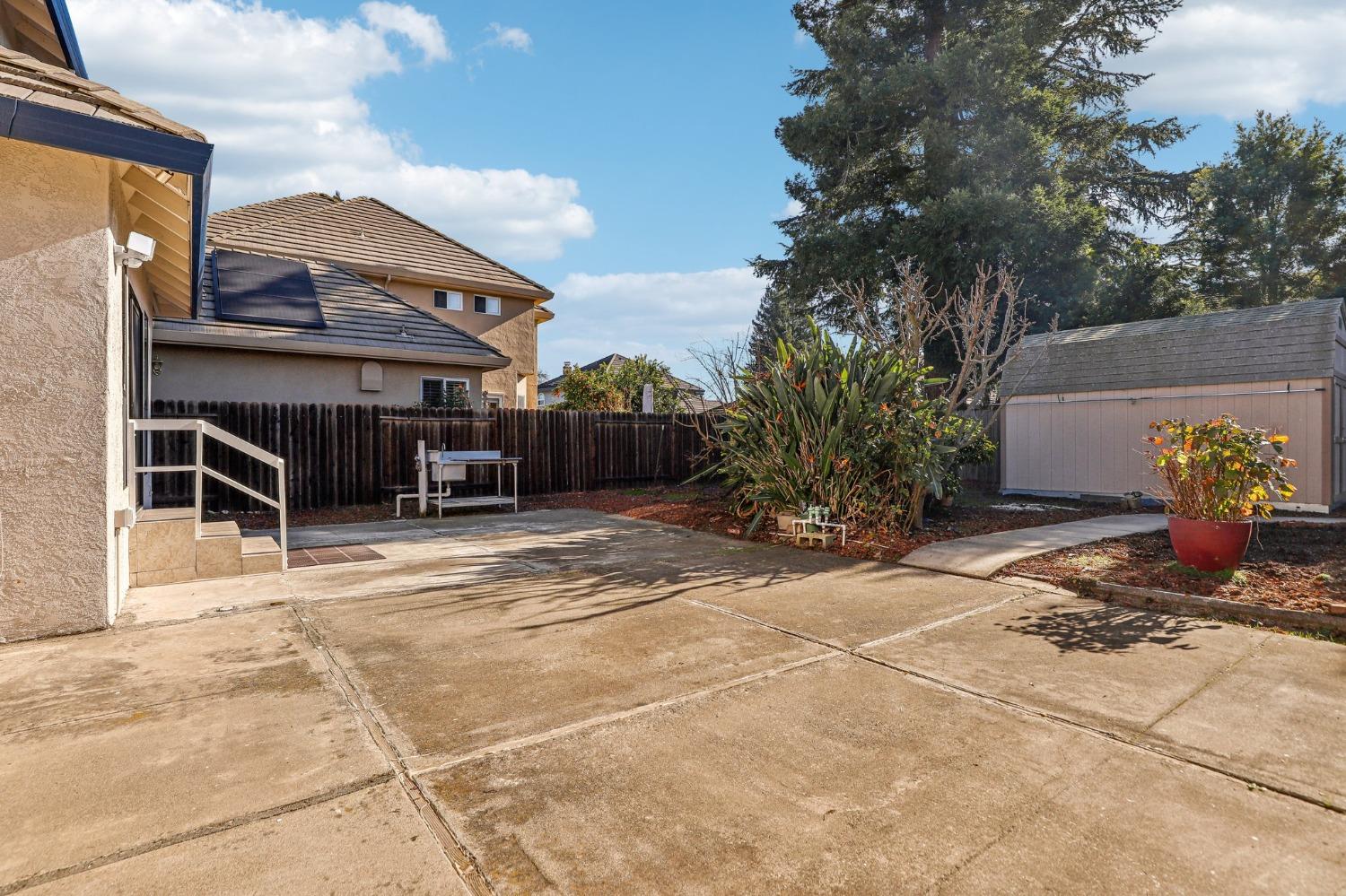 Detail Gallery Image 74 of 83 For 170 Audubon Cir, Sacramento,  CA 95831 - 4 Beds | 4/1 Baths