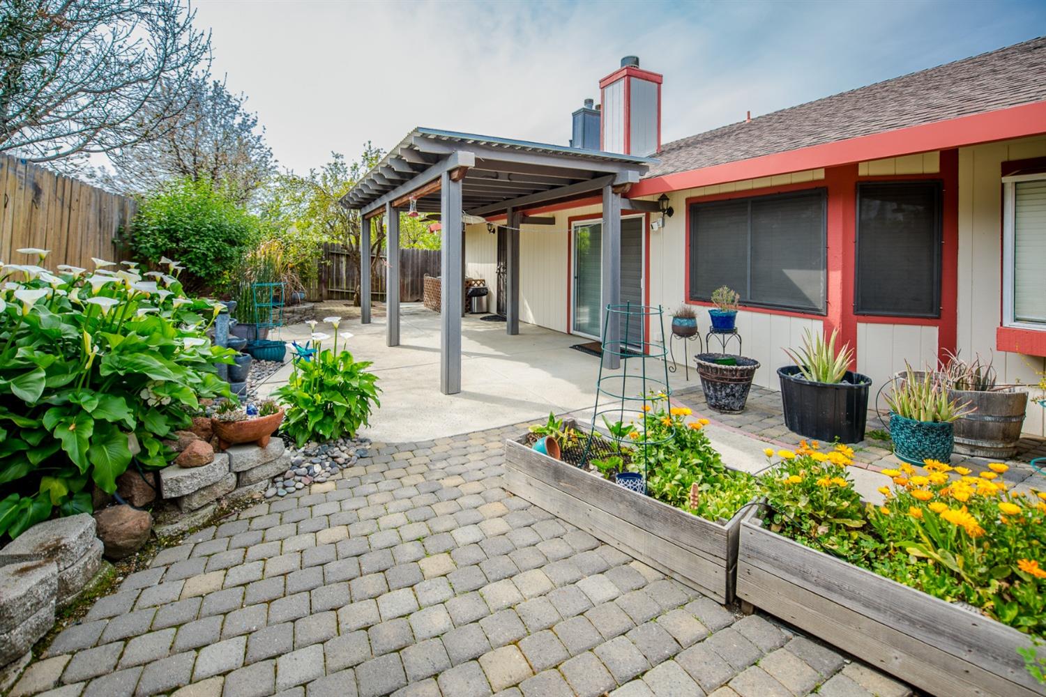 Porter Street, Woodland, California image 47