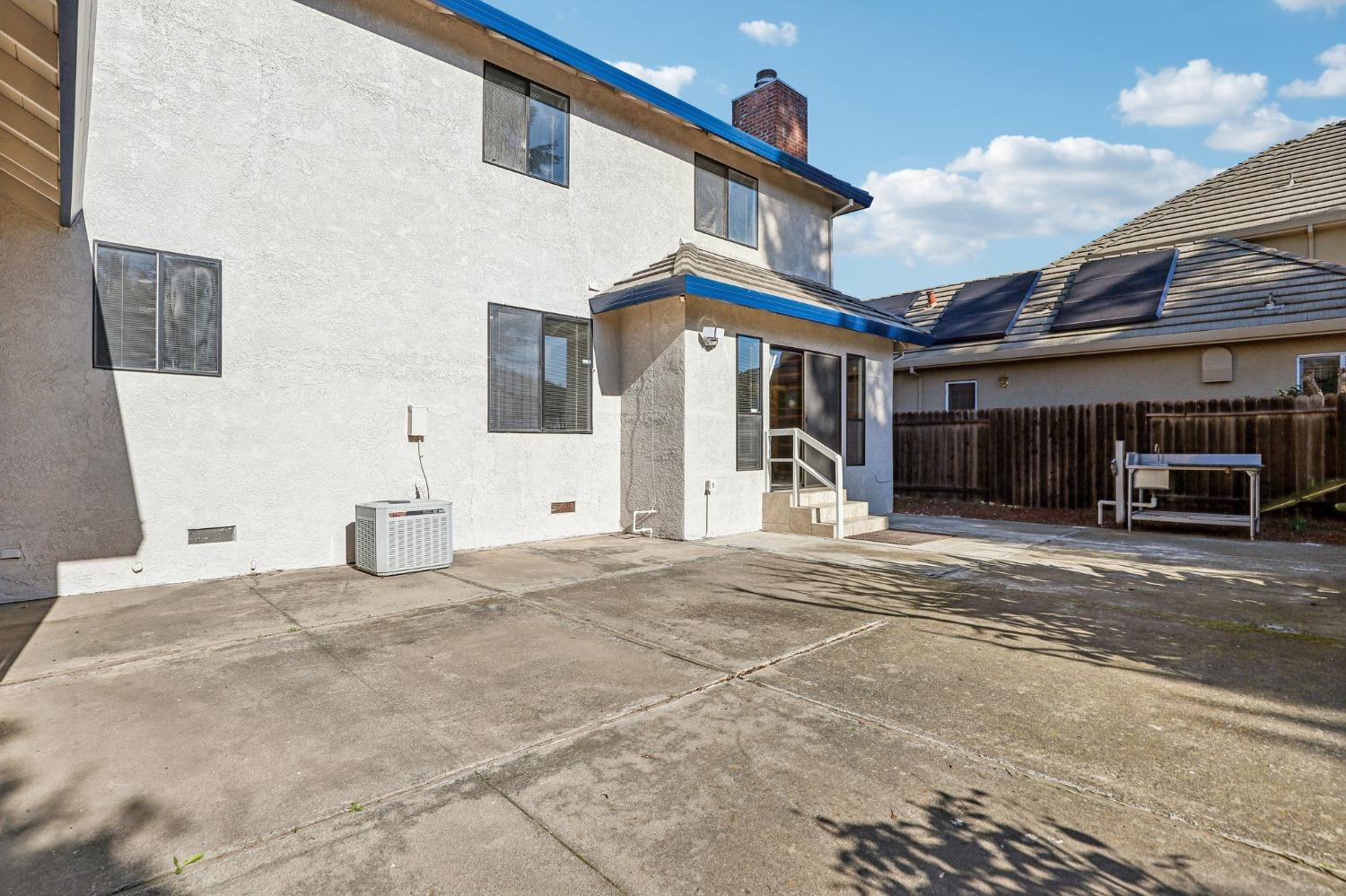 Detail Gallery Image 73 of 83 For 170 Audubon Cir, Sacramento,  CA 95831 - 4 Beds | 4/1 Baths