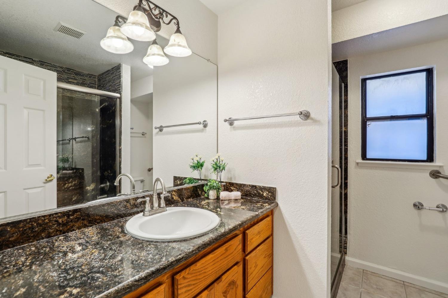 Detail Gallery Image 53 of 83 For 170 Audubon Cir, Sacramento,  CA 95831 - 4 Beds | 4/1 Baths