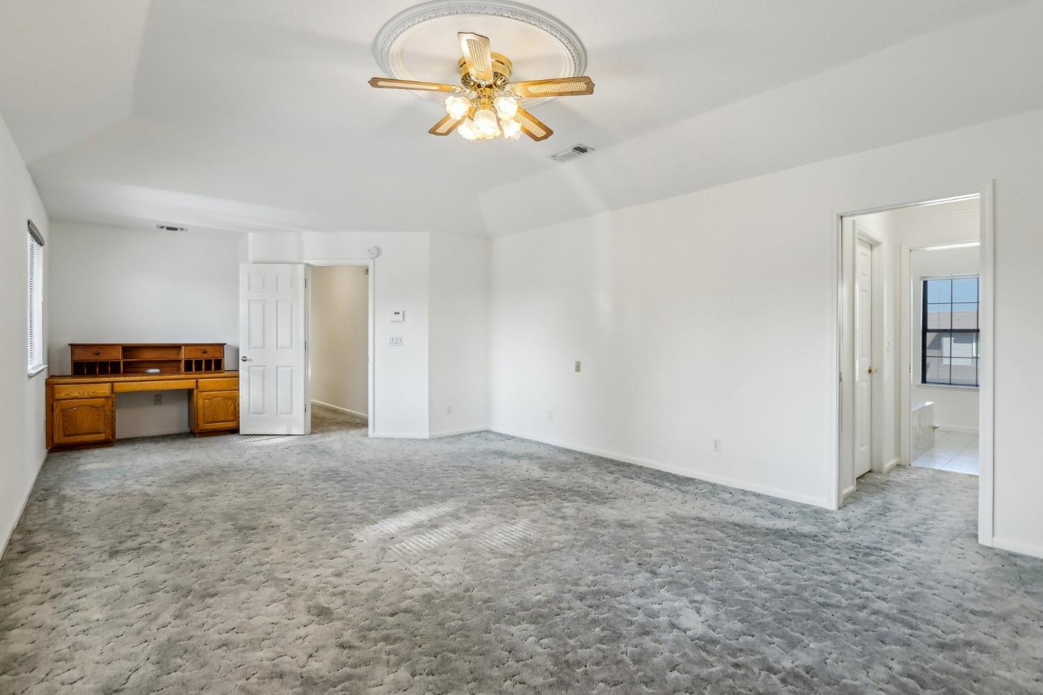 Detail Gallery Image 29 of 83 For 170 Audubon Cir, Sacramento,  CA 95831 - 4 Beds | 4/1 Baths