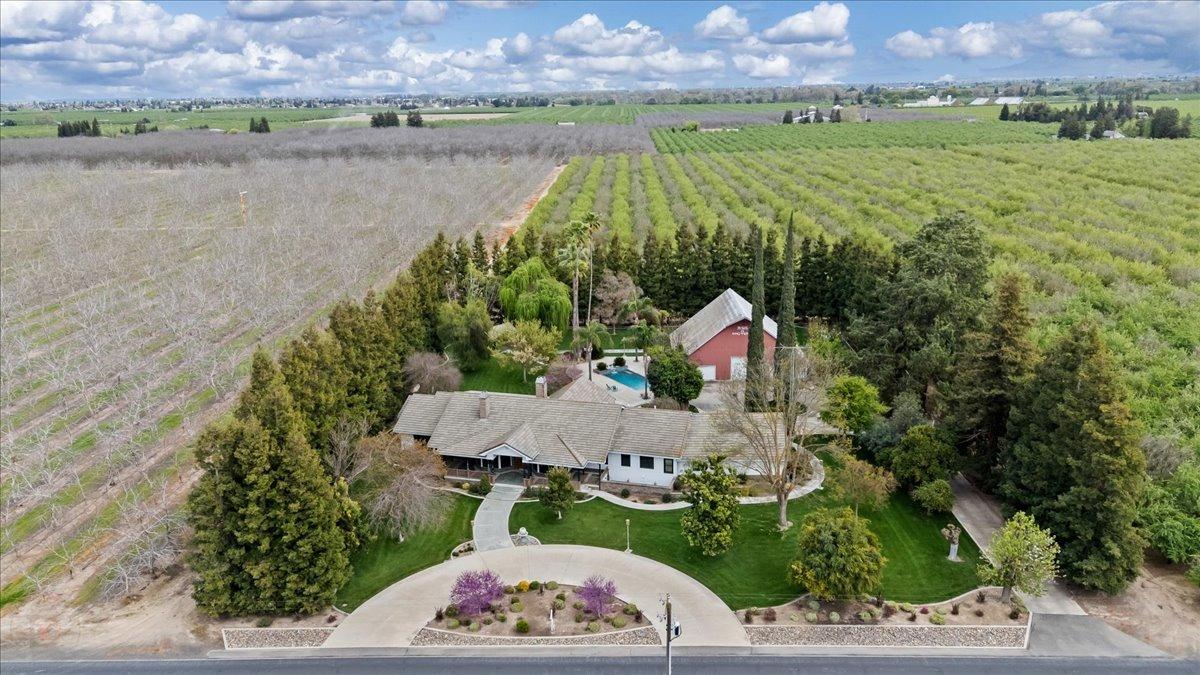 Detail Gallery Image 3 of 99 For 25926 Austin Rd, Ripon,  CA 95366 - 3 Beds | 5 Baths