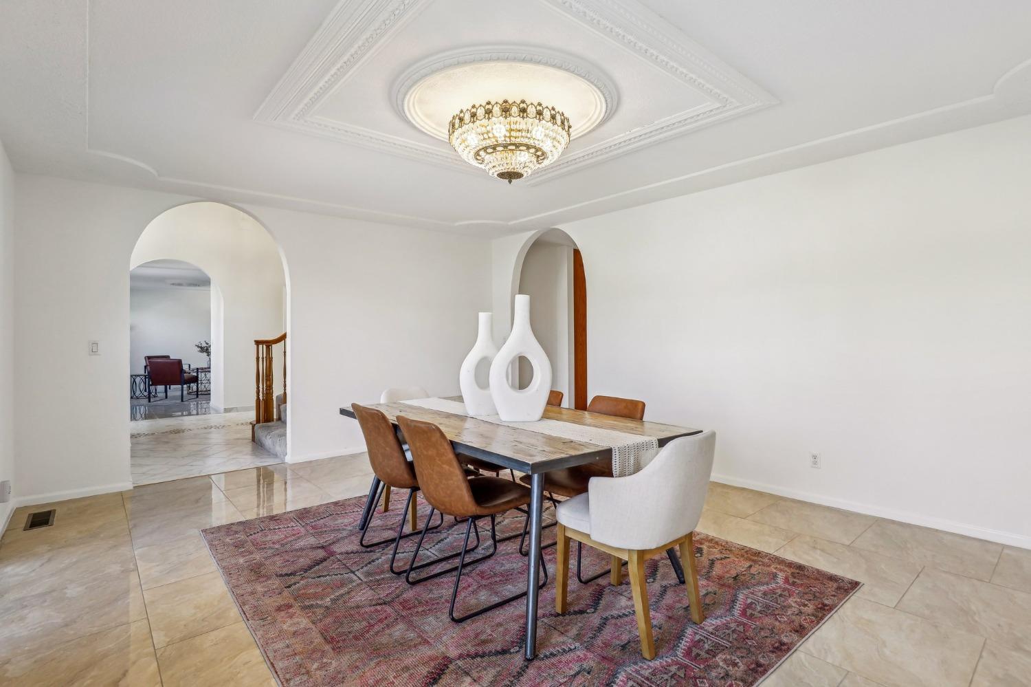 Detail Gallery Image 22 of 83 For 170 Audubon Cir, Sacramento,  CA 95831 - 4 Beds | 4/1 Baths