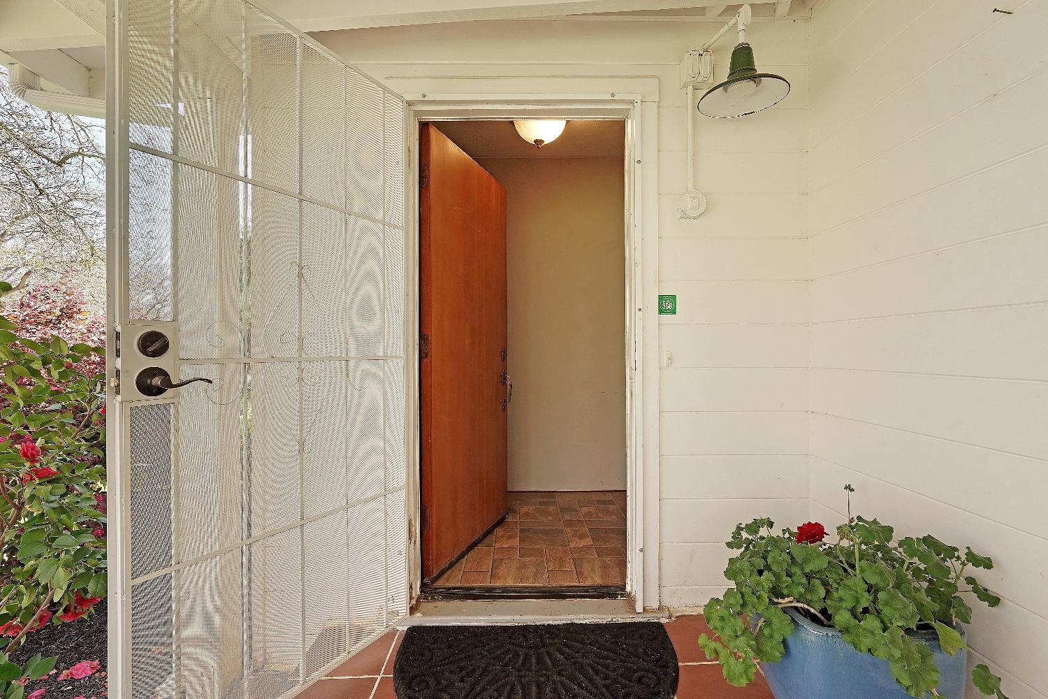 Detail Gallery Image 12 of 82 For 6747 N Wall Rd, Linden,  CA 95236 - 3 Beds | 2 Baths