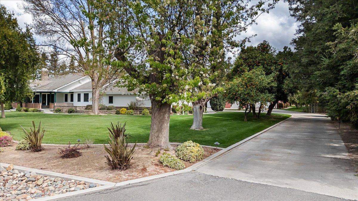 Detail Gallery Image 5 of 99 For 25926 Austin Rd, Ripon,  CA 95366 - 3 Beds | 5 Baths