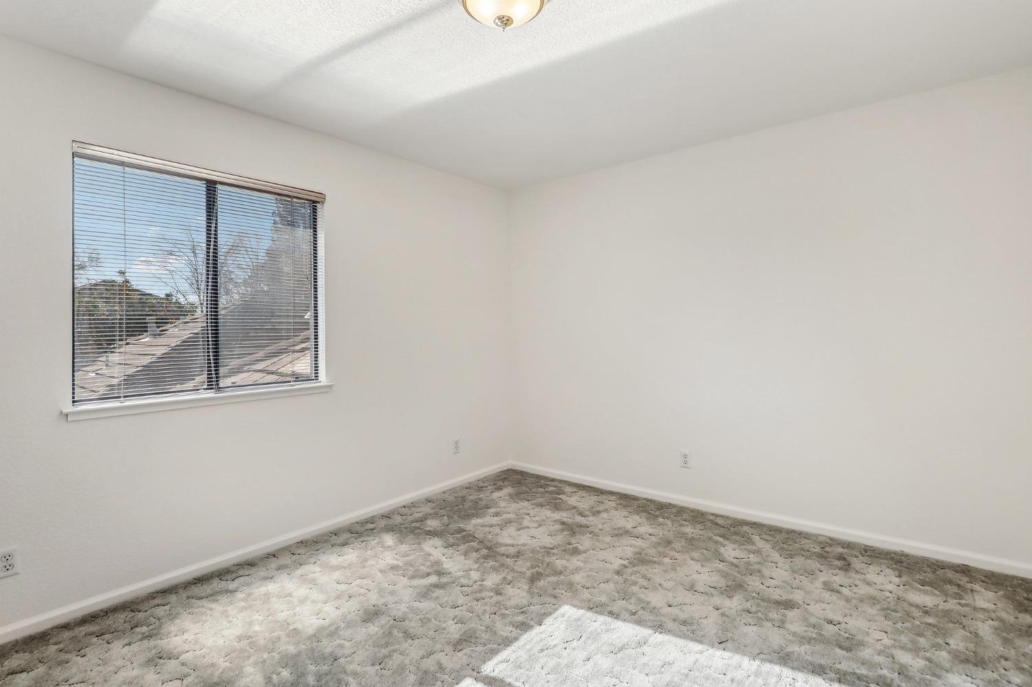 Detail Gallery Image 38 of 83 For 170 Audubon Cir, Sacramento,  CA 95831 - 4 Beds | 4/1 Baths