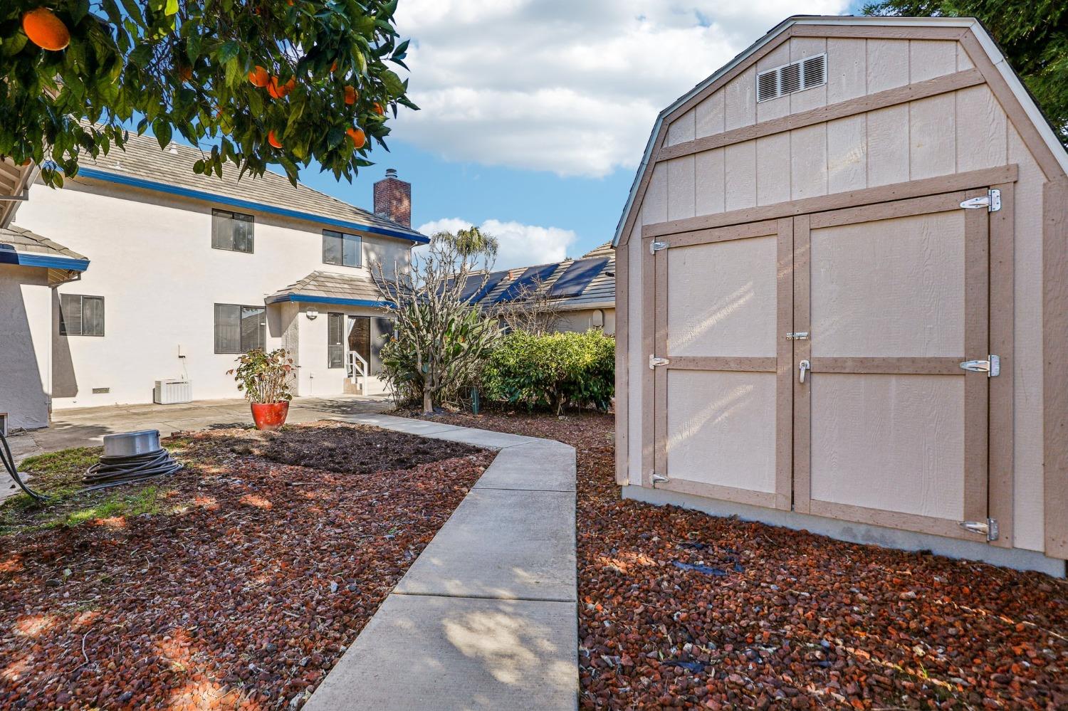 Detail Gallery Image 75 of 83 For 170 Audubon Cir, Sacramento,  CA 95831 - 4 Beds | 4/1 Baths
