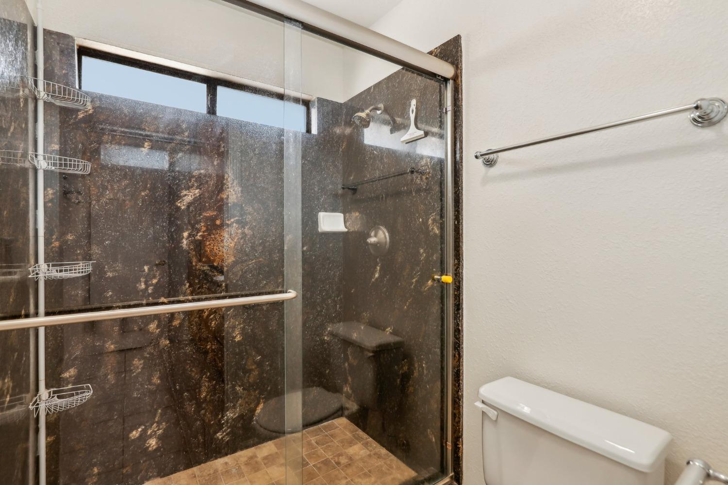 Detail Gallery Image 50 of 83 For 170 Audubon Cir, Sacramento,  CA 95831 - 4 Beds | 4/1 Baths