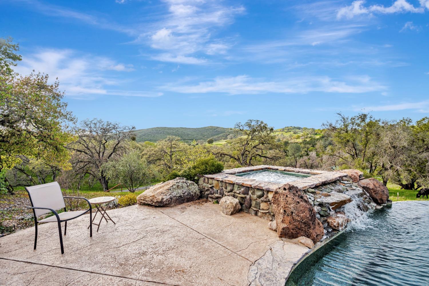 Detail Gallery Image 37 of 66 For 14651 Highway 124, Plymouth,  CA 95669 - 4 Beds | 4 Baths