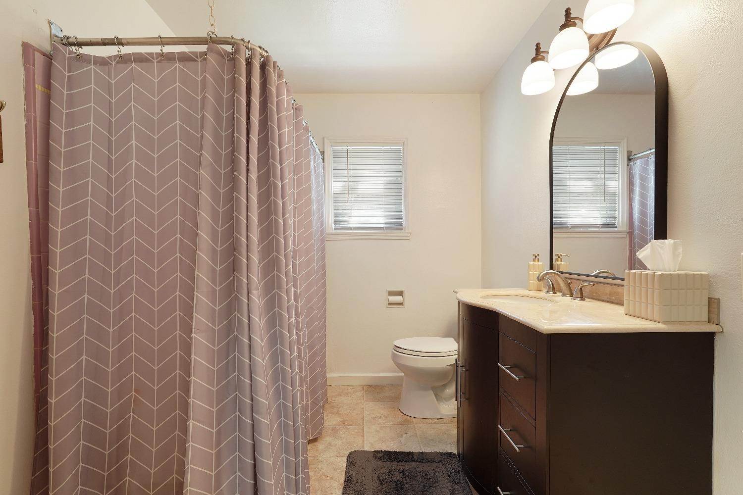 Detail Gallery Image 20 of 82 For 6747 N Wall Rd, Linden,  CA 95236 - 3 Beds | 2 Baths