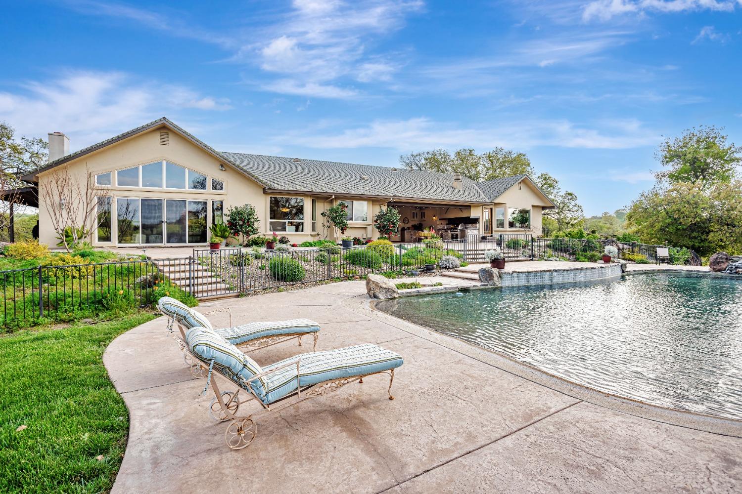 Detail Gallery Image 41 of 66 For 14651 Highway 124, Plymouth,  CA 95669 - 4 Beds | 4 Baths