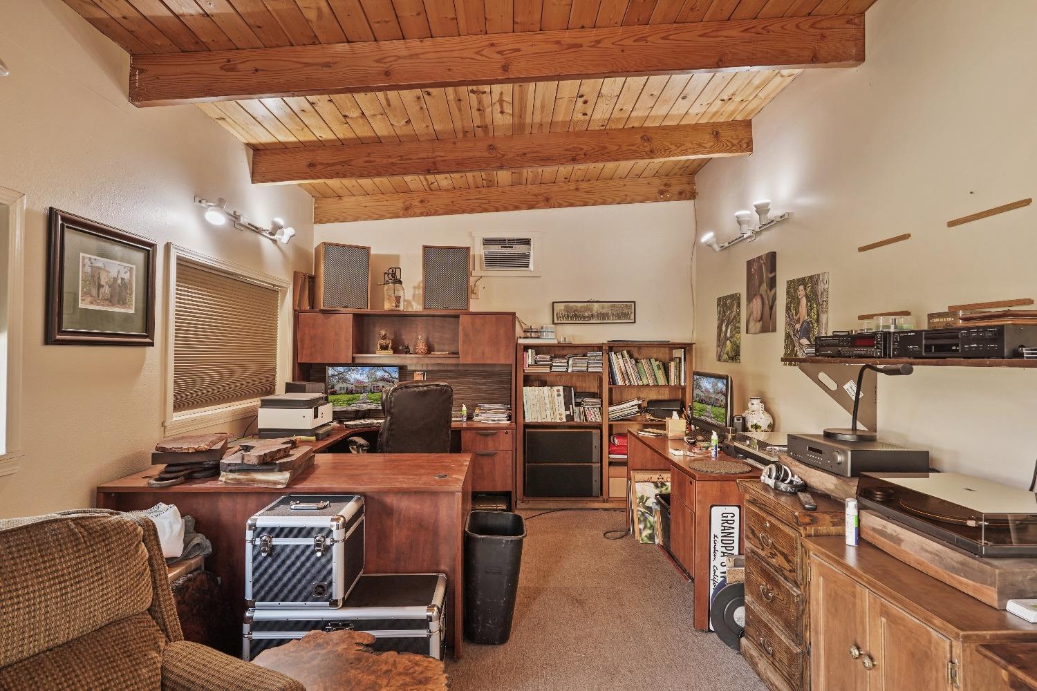 Detail Gallery Image 60 of 82 For 6747 N Wall Rd, Linden,  CA 95236 - 3 Beds | 2 Baths