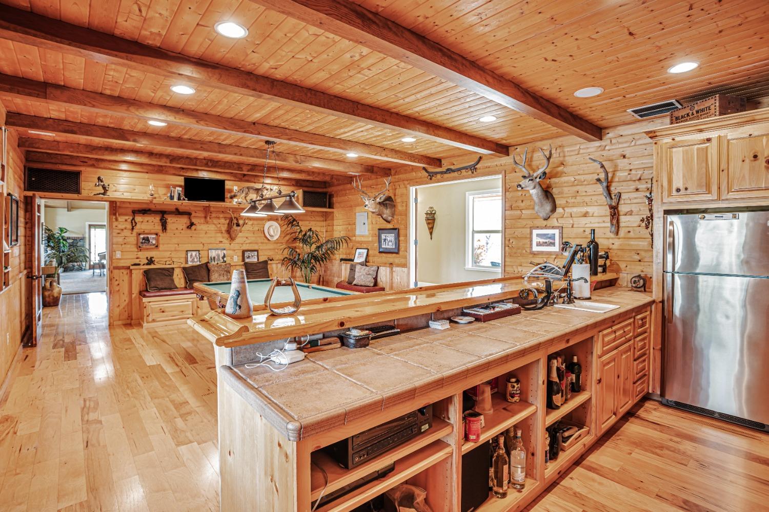 Detail Gallery Image 14 of 66 For 14651 Highway 124, Plymouth,  CA 95669 - 4 Beds | 4 Baths