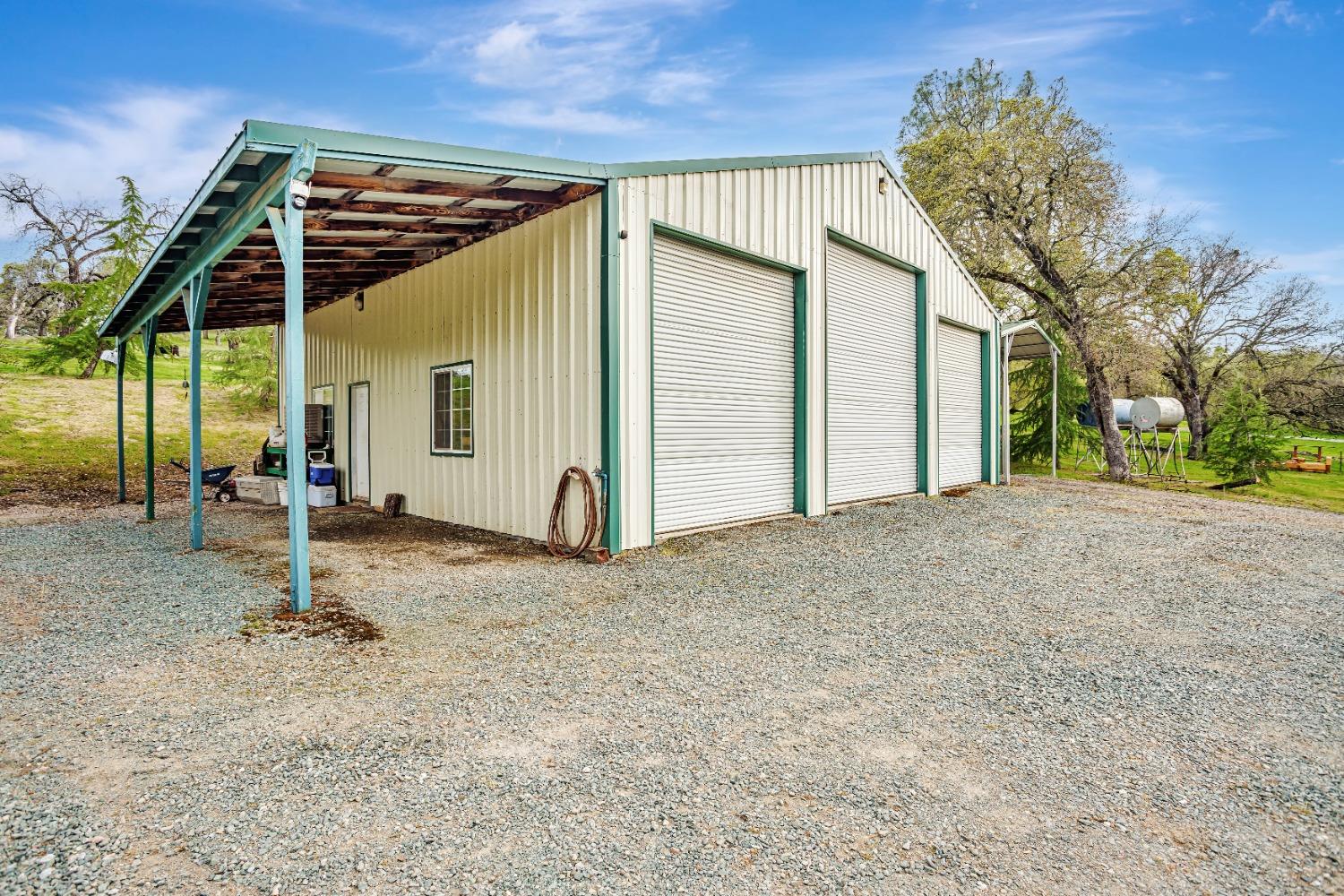 Detail Gallery Image 45 of 66 For 14651 Highway 124, Plymouth,  CA 95669 - 4 Beds | 4 Baths