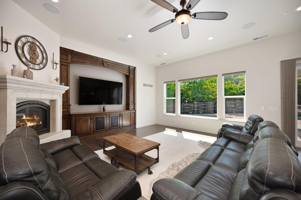 Detail Gallery Image 7 of 94 For 19750 Wedemeyer Pl, Colfax,  CA 95713 - 3 Beds | 2/1 Baths