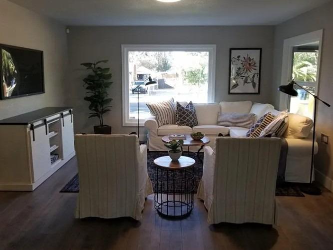 Detail Gallery Image 2 of 5 For 554 El Camino Ave, Sacramento,  CA 95815 - 3 Beds | 2/1 Baths