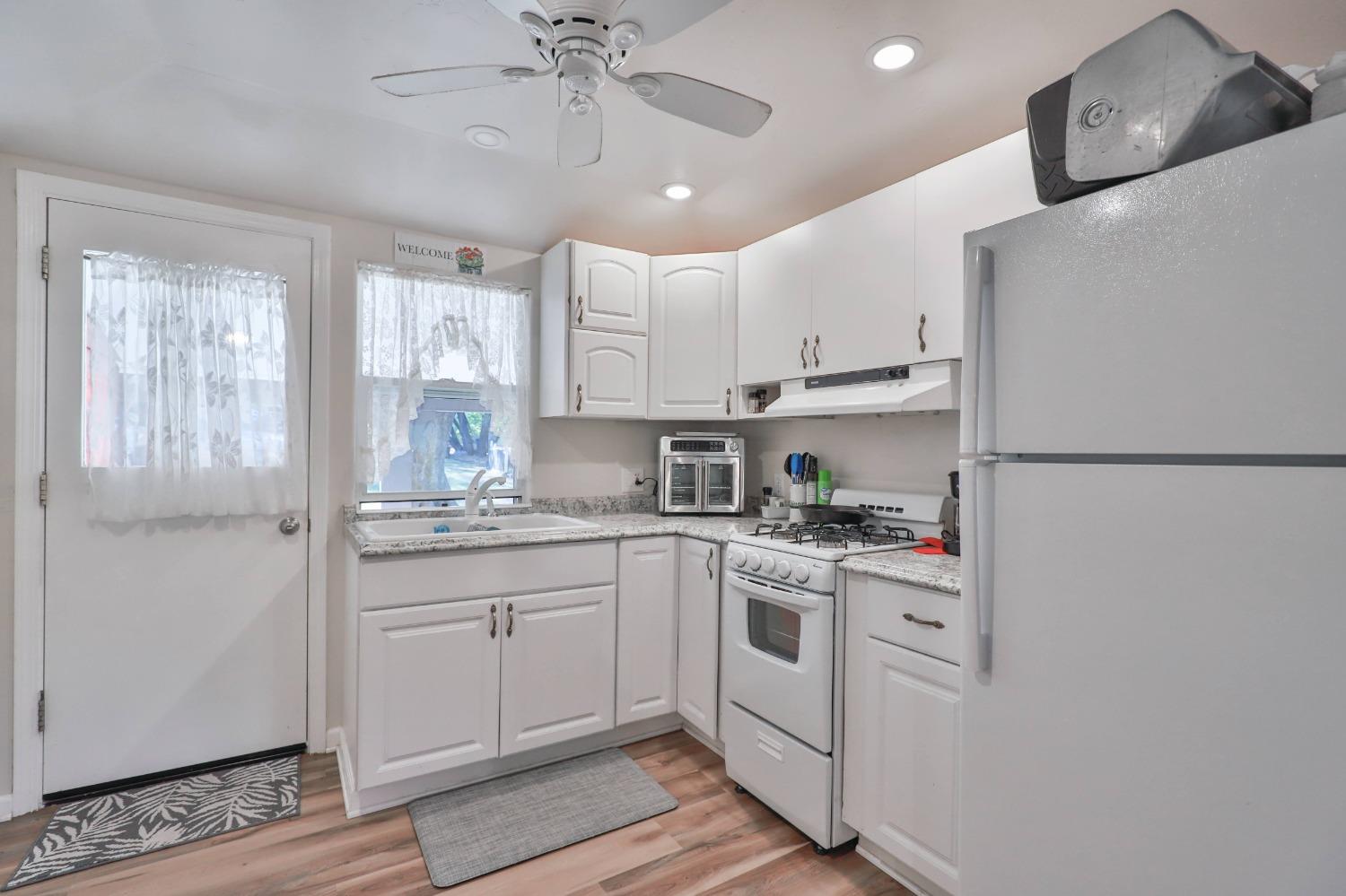 Detail Gallery Image 69 of 83 For 6091 Dutch Mine Rd, Diamond Springs,  CA 95619 - 4 Beds | 3 Baths
