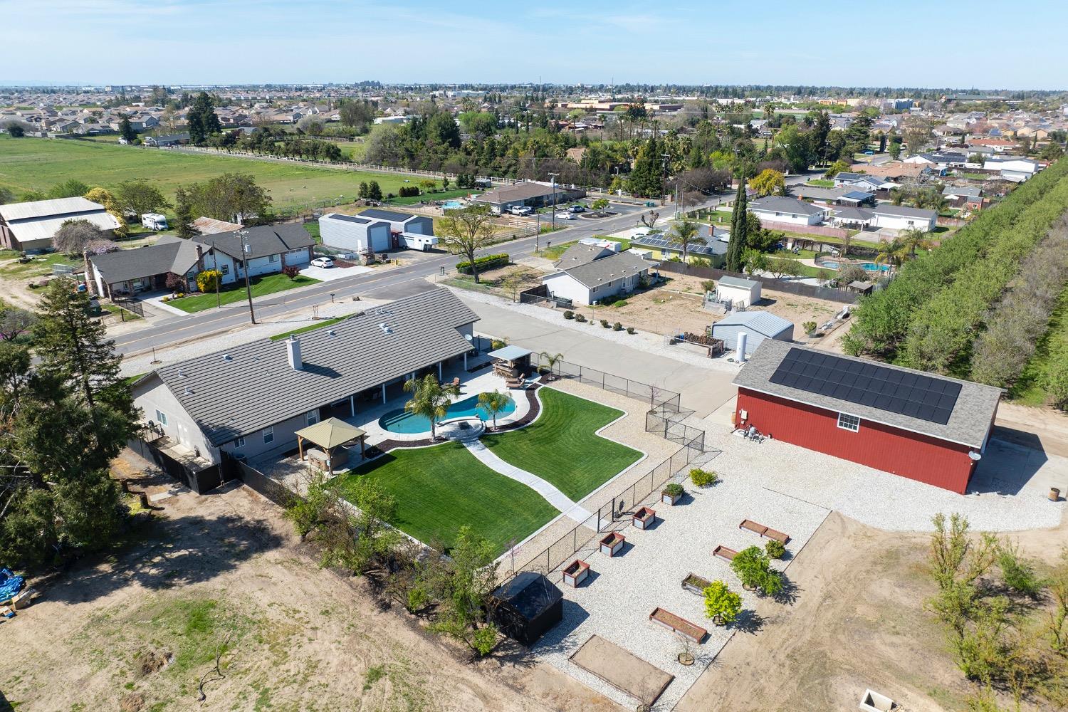 Detail Gallery Image 55 of 65 For 20650 Tinnin Rd, Manteca,  CA 95337 - 4 Beds | 3 Baths