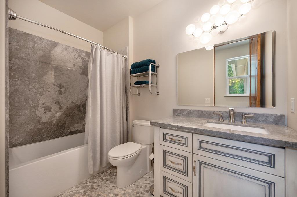 Detail Gallery Image 34 of 94 For 19750 Wedemeyer Pl, Colfax,  CA 95713 - 3 Beds | 2/1 Baths