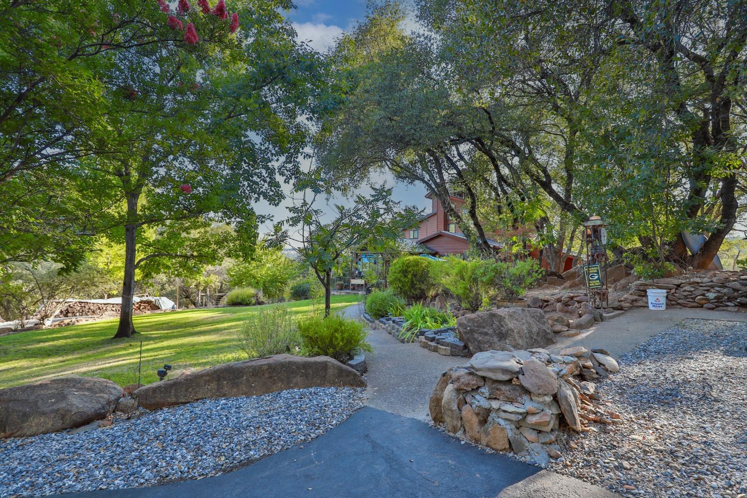 Detail Gallery Image 50 of 83 For 6091 Dutch Mine Rd, Diamond Springs,  CA 95619 - 4 Beds | 3 Baths