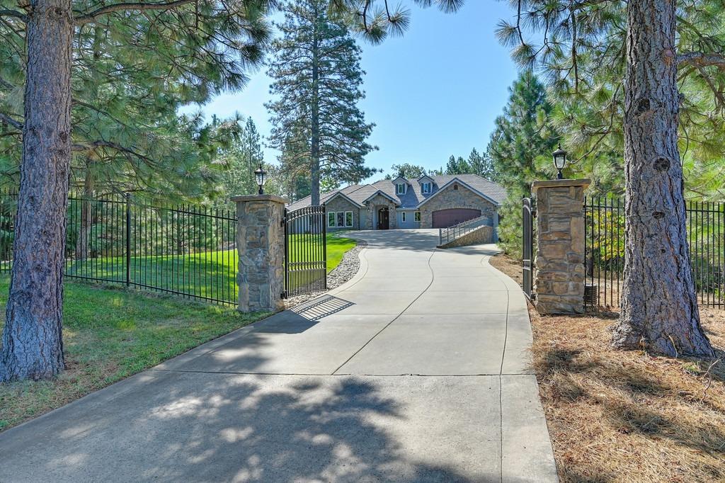Detail Gallery Image 1 of 94 For 19750 Wedemeyer Pl, Colfax,  CA 95713 - 3 Beds | 2/1 Baths