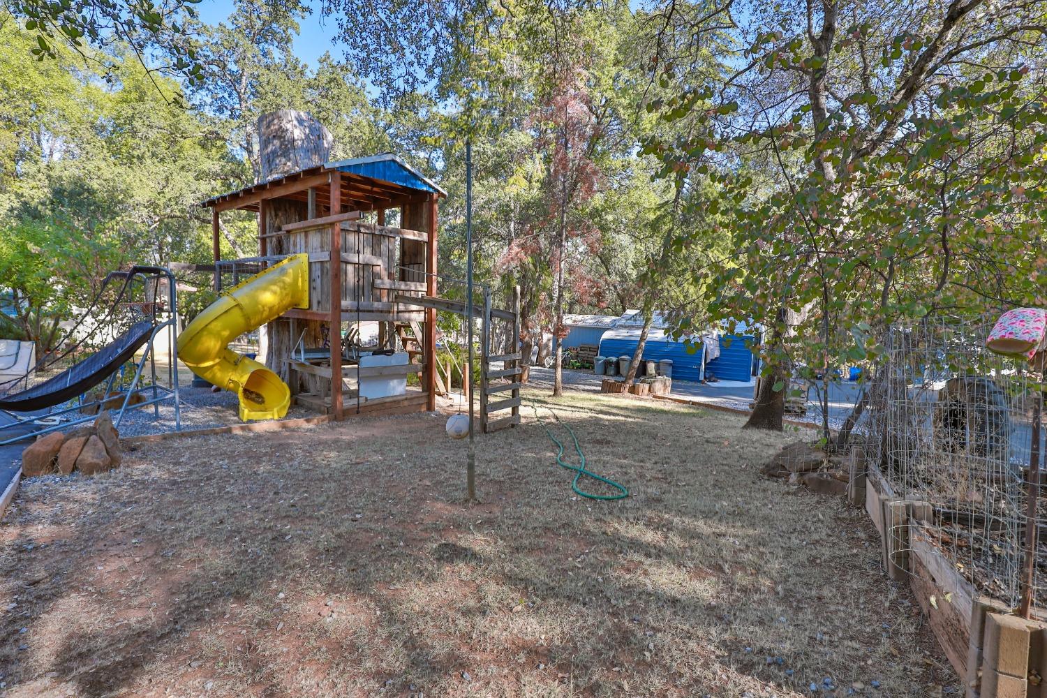Detail Gallery Image 47 of 83 For 6091 Dutch Mine Rd, Diamond Springs,  CA 95619 - 4 Beds | 3 Baths